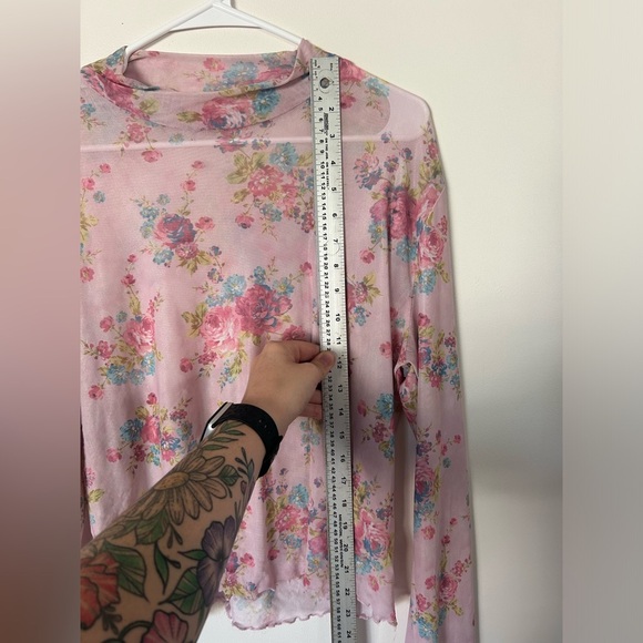 Sugar Thrillz Somebody's Angel Floral Mesh Crop Size 3X - Picture 4 of 7